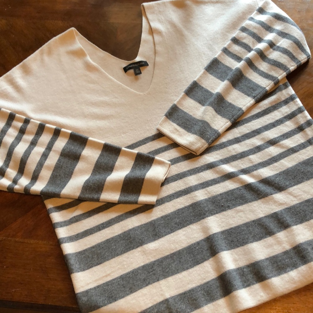Banana Republic Sweater XL